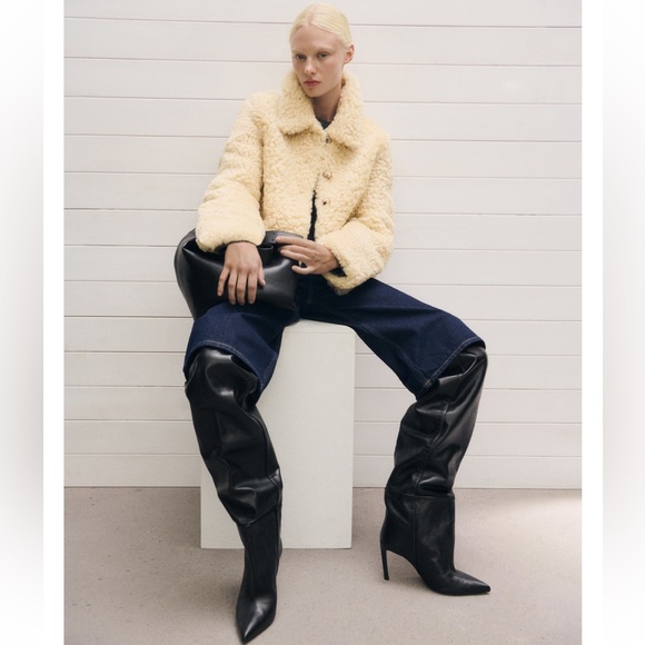 MANGO KNEE-HIGH LEATHER BOOTS WITH RUCHED DETAIL - Picture 3 of 10